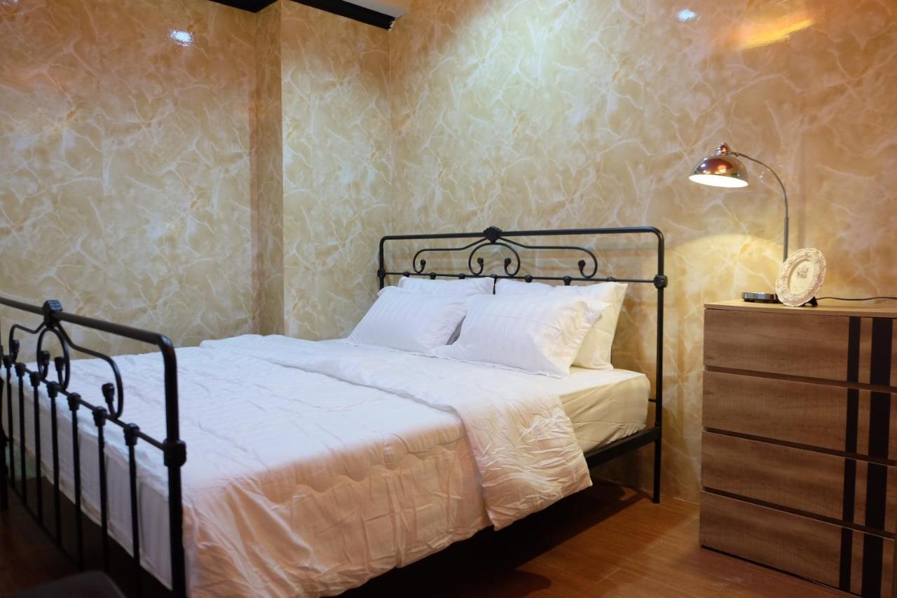 Florentino Hostel Rayong Eksteriør billede