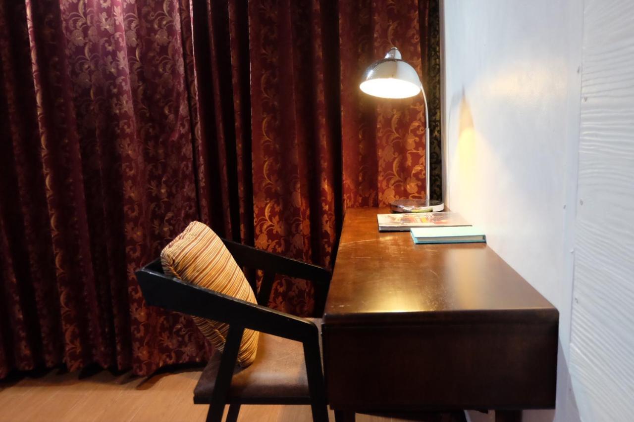 Florentino Hostel Rayong Eksteriør billede