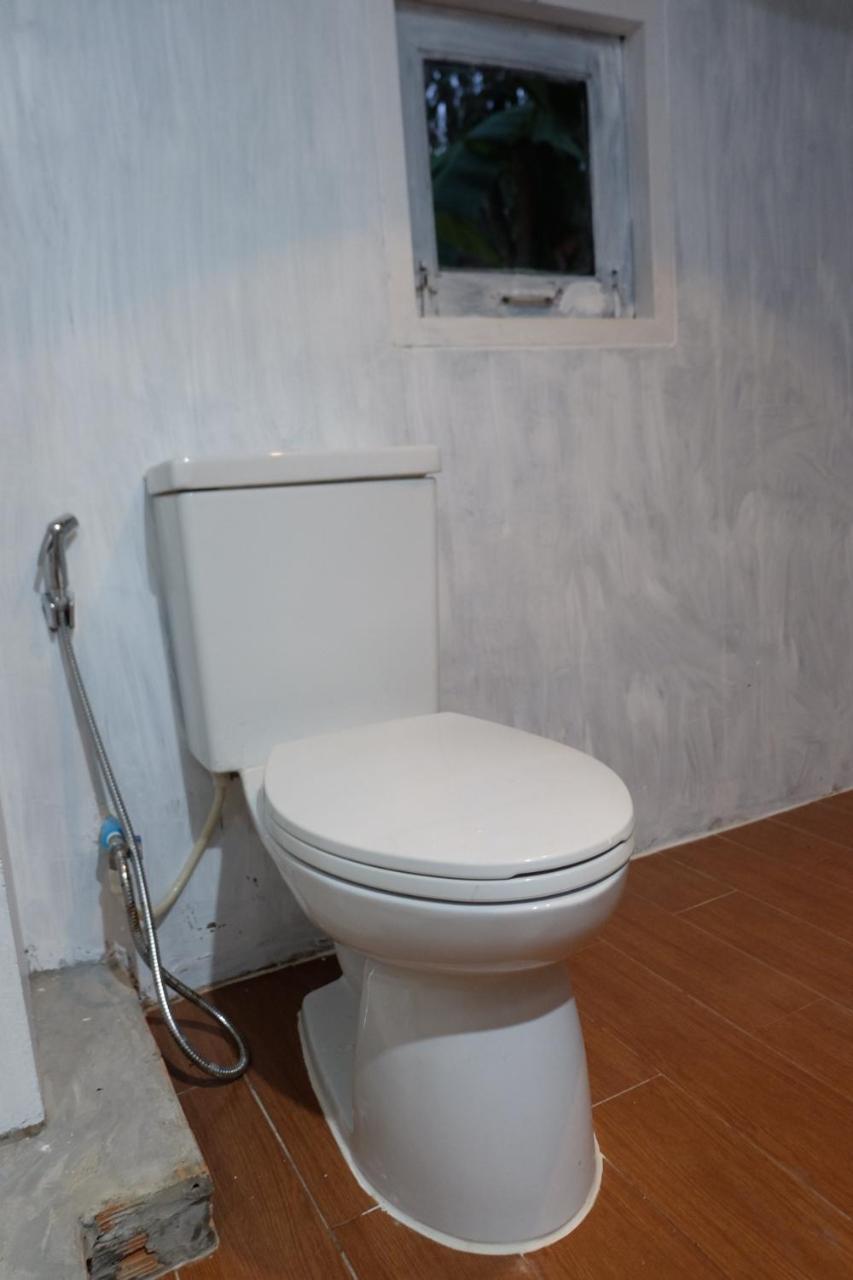 Florentino Hostel Rayong Eksteriør billede